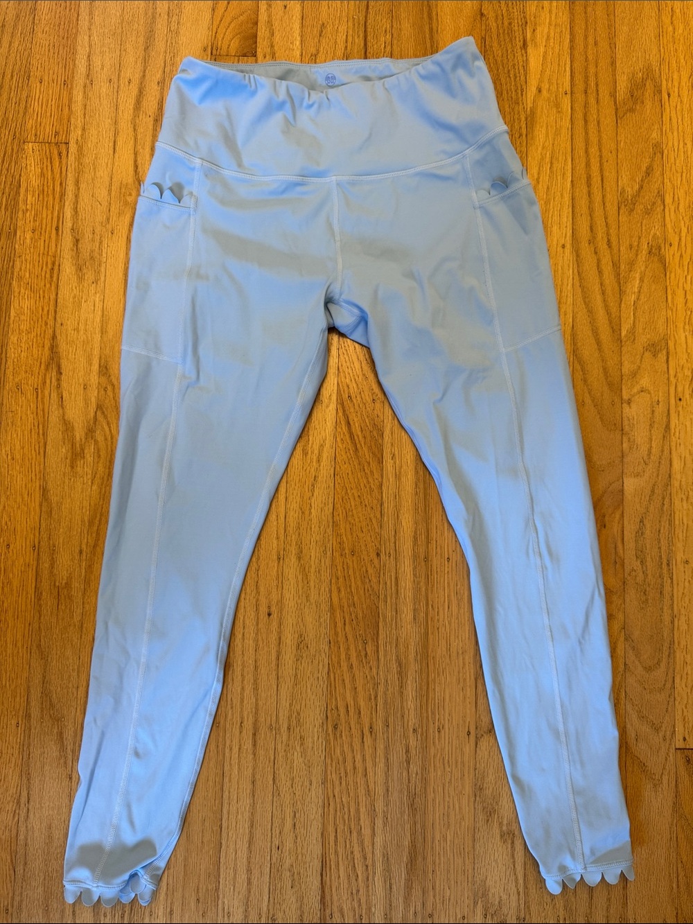 Renwick leggings with scalloped hem and pockets